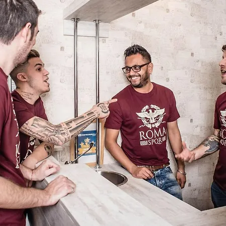 Beautiful Albergue Roma